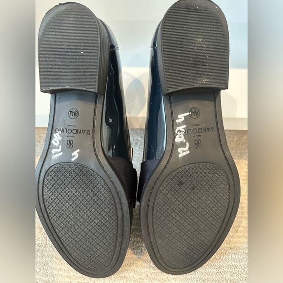 Bandolino Women's Lindio Bow Slip-On Tailored Loafers - Navy Patent Size 8.5M - Picture 8 of 12